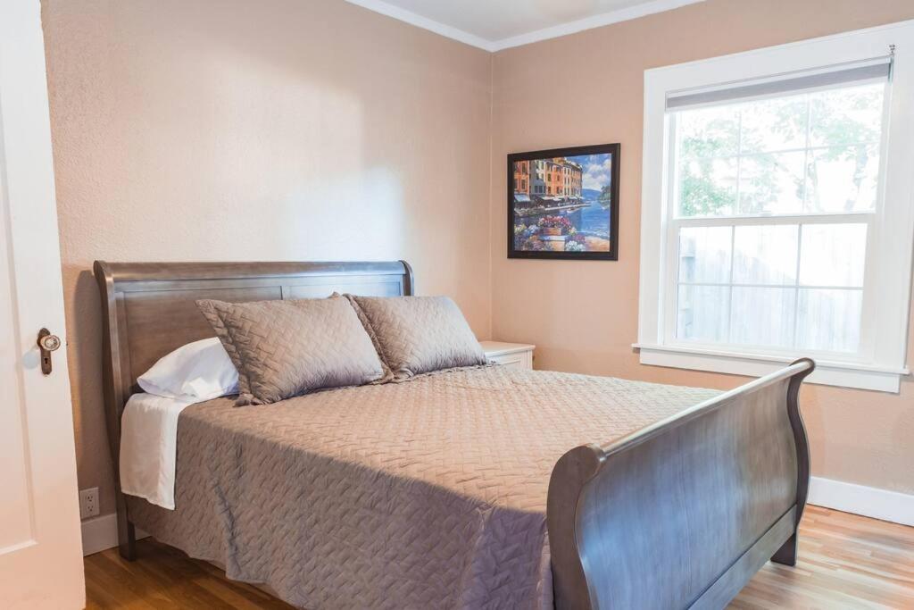 Lovely House Near Downtown, Home Away From Home! Chico Bagian luar foto