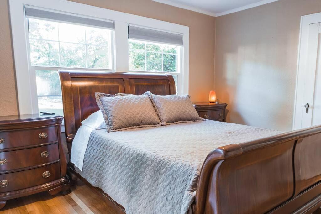 Lovely House Near Downtown, Home Away From Home! Chico Bagian luar foto